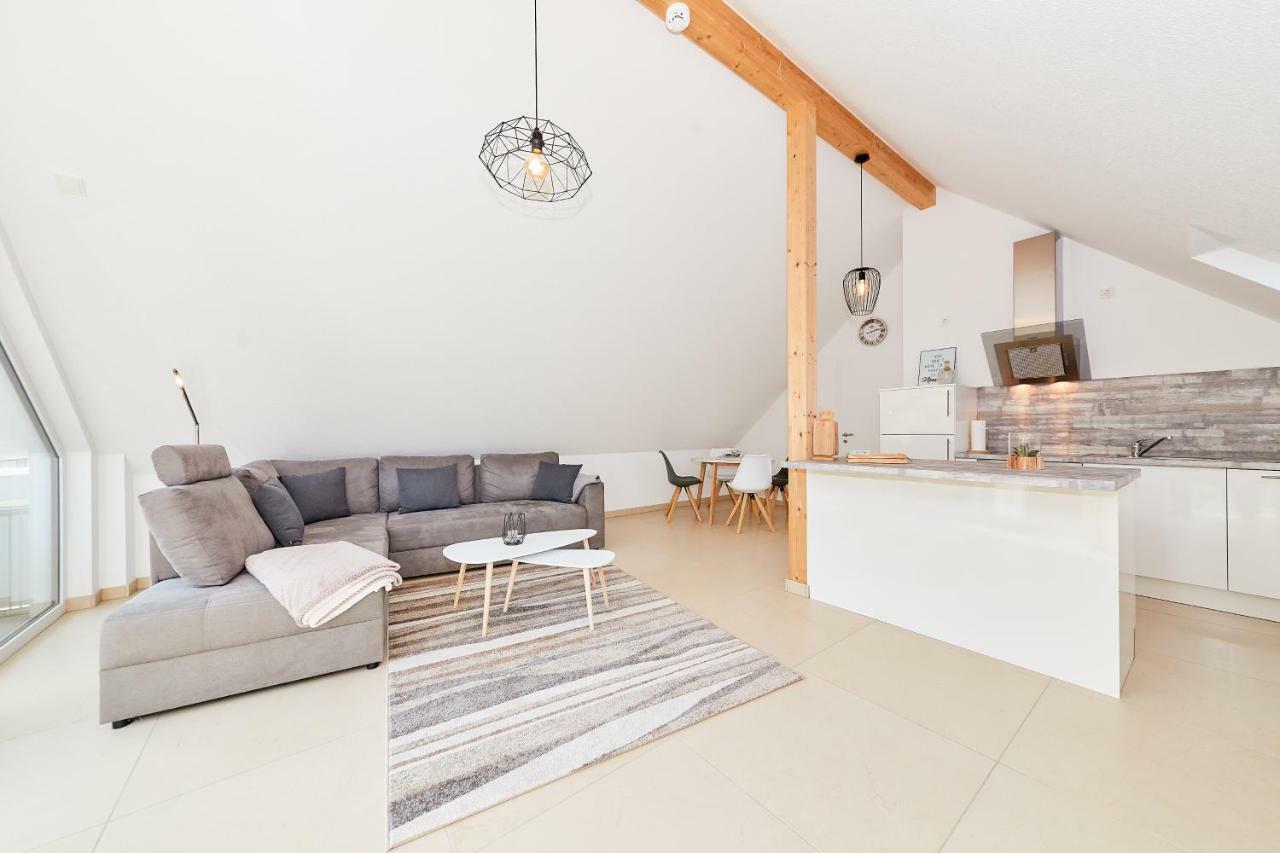 Ferienwohnung Bella Vista 베른카슈텔쿠에스 외부 사진